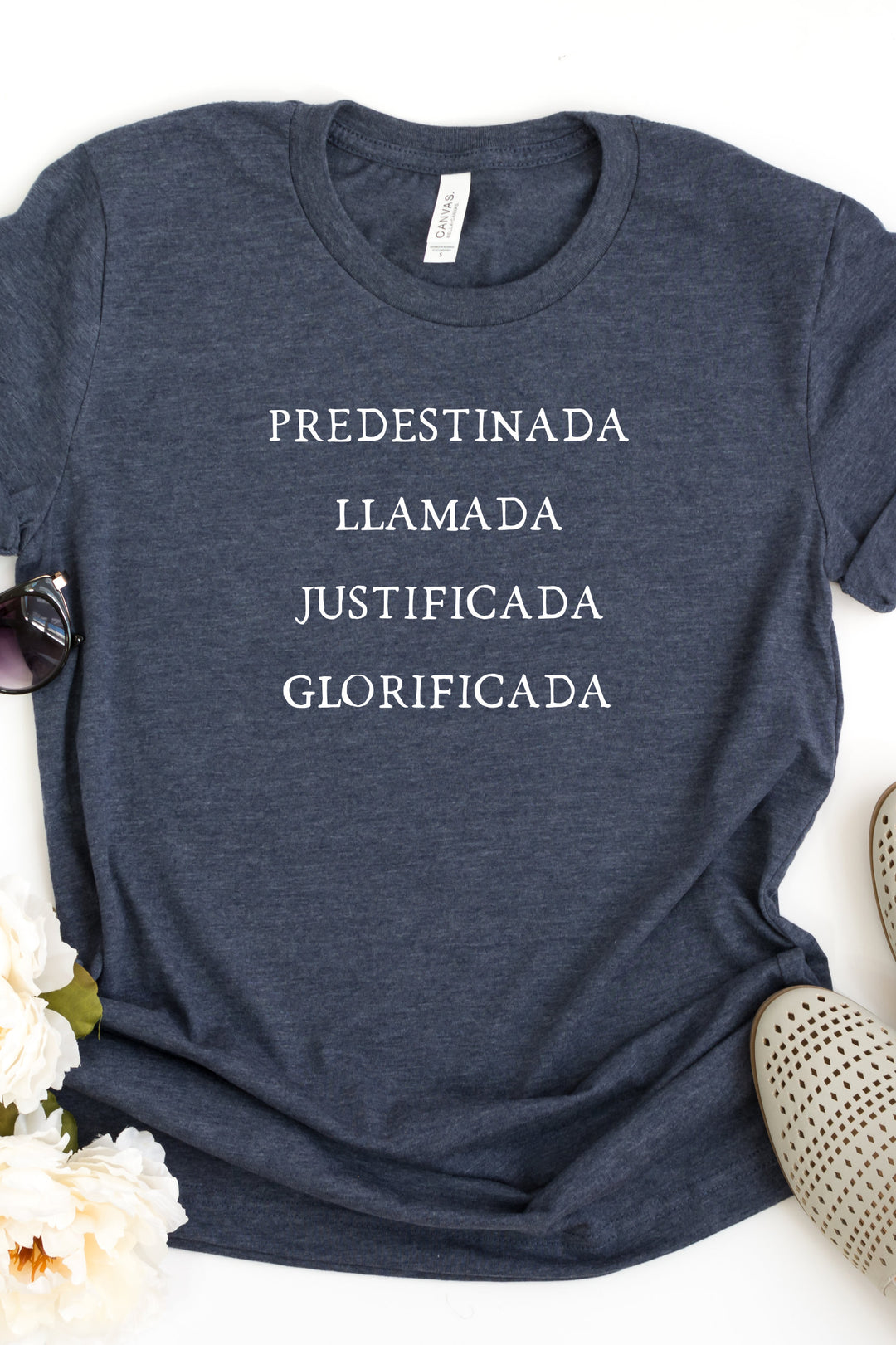 Romanos 8:30 Feminine Spanish Tee