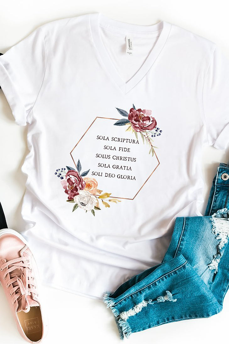 Floral 5 Solas V-Neck Tee