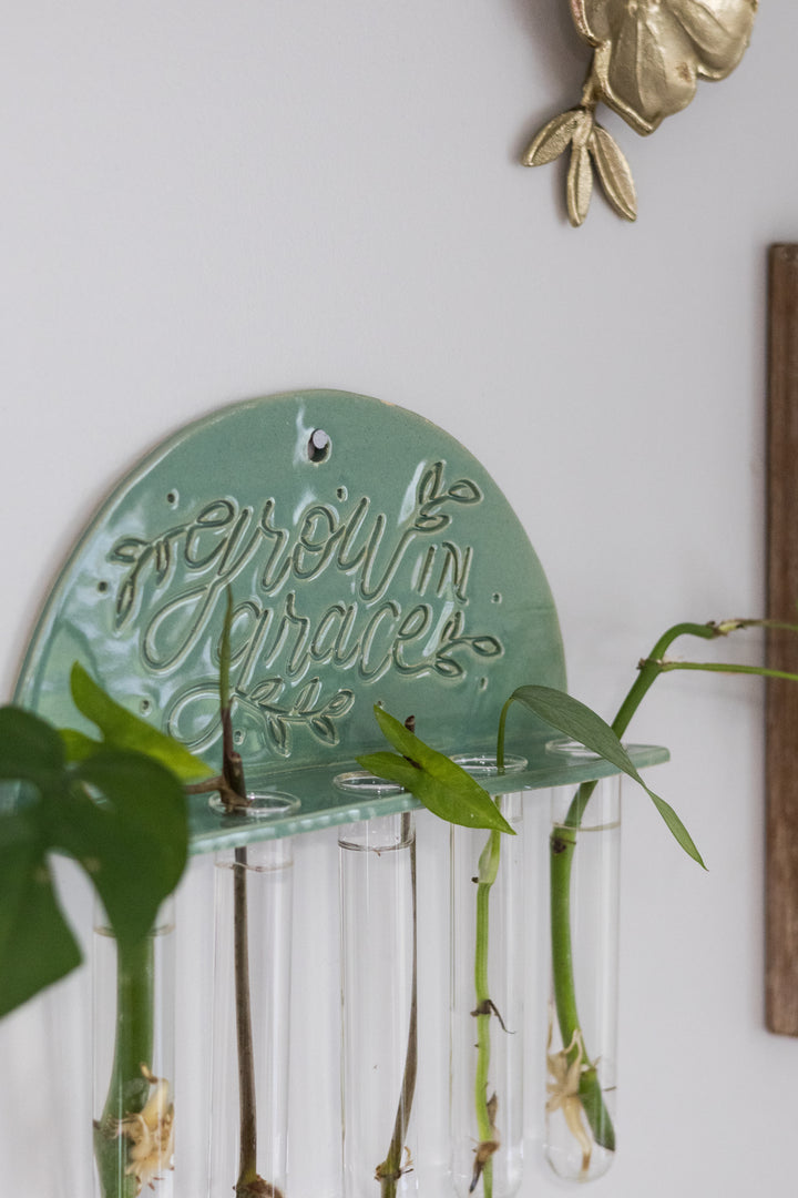 “Grow in Grace” Ceramic Plant Propagation Station